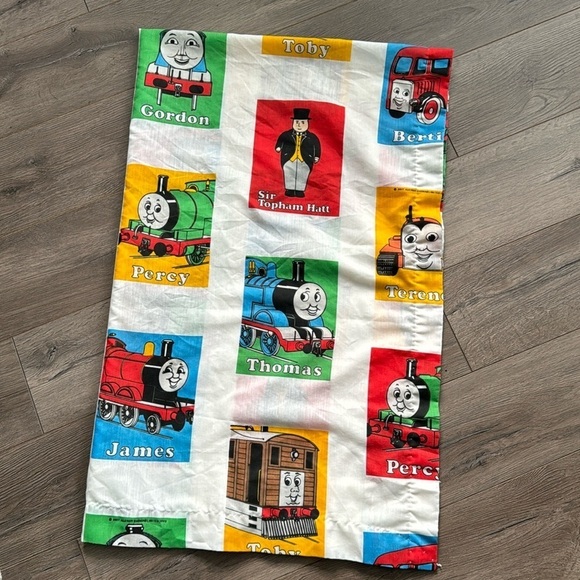 Vintage 1992 Thomas the train fabric piece - Picture 1 of 8